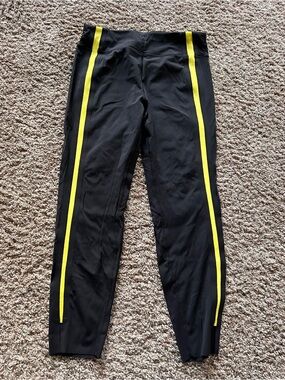 ZYIA Black Activewear Leggings with White Logo Tag